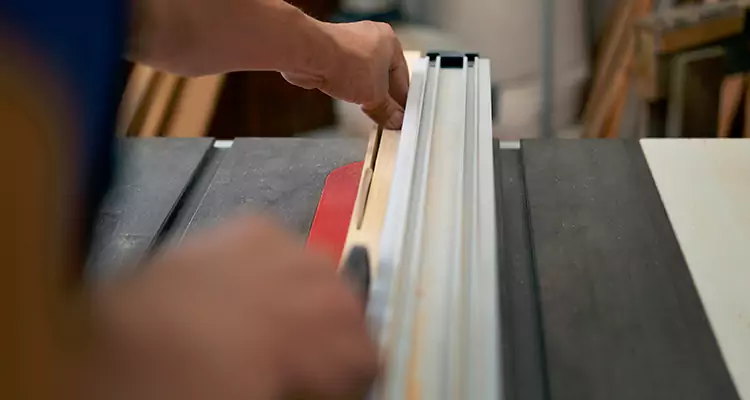 Bifold Door Seal Repair in Orlando, FL