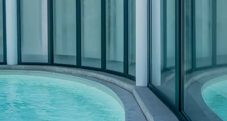 Repair Polyester Screen for Pool Enclosure in Orlando, FL