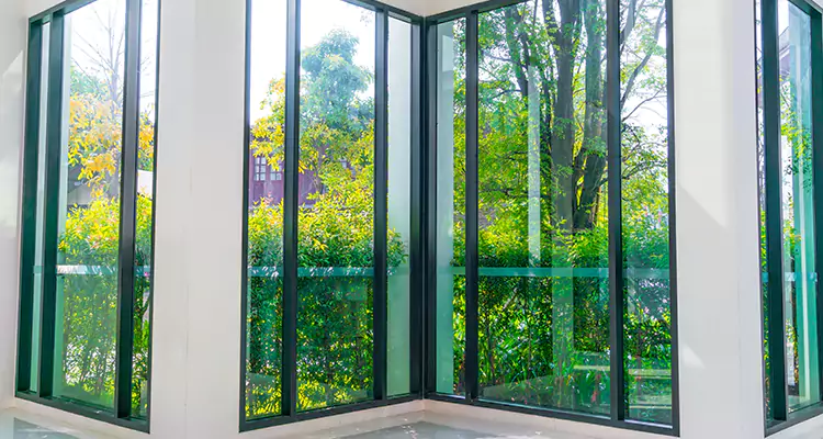 Emergency Balcony Door Glass Repair in Orlando, FL