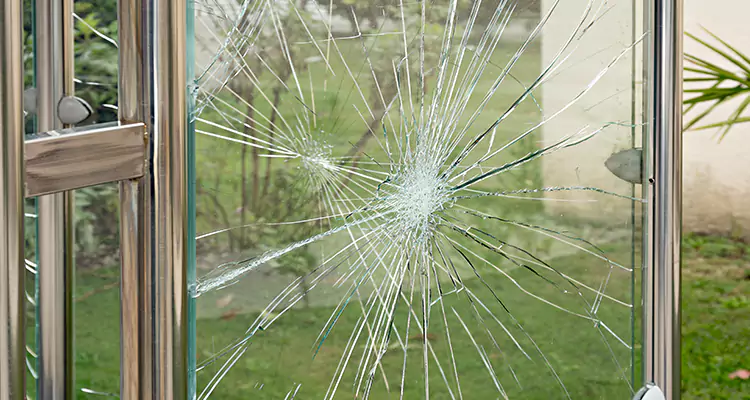 Frameless Glass Door Repair at Home in Orlando, FL