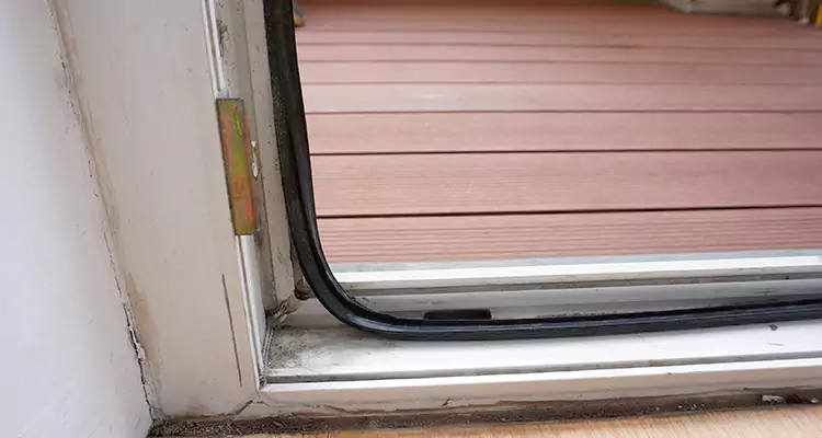 Repair Patio Doors Leaking at Bottom in Orlando, FL