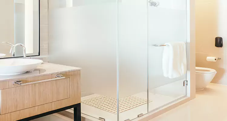 Expert Shower Door Fix and Repair in Orlando, FL