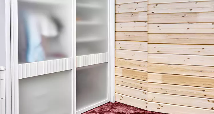 Sliding Closet Door Rollers Replacement in Orlando, FL